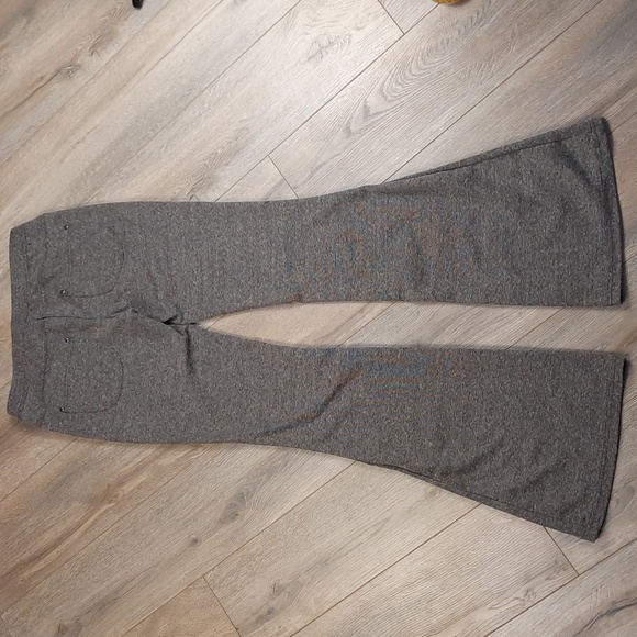 Free People grey stretch bell bottom flare pants, size small, 34" inseam - Picture 5 of 10